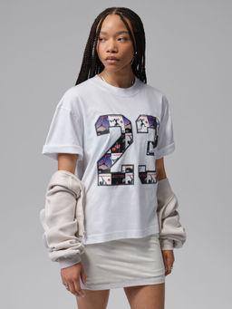 Nike - Women Jordan Girlfriend T-Shirt