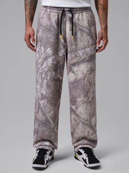 Nike - Men Jordan Brooklyn Realtree Open-Hem Tackpant