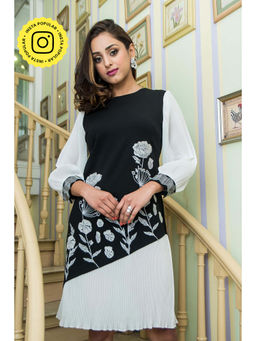 BOHO-CHIC By Sukriti Jain - Black Floral Embroidered Shift Dress