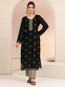 Black color option, Sold out, Currently selected