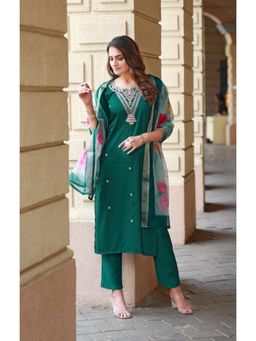 DISHWA FASHION - Green Floral Round Neck Kurta Pant with Dupatta