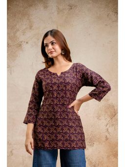 Surhi - Maroon Printed Floral Round Neck Tunic
