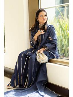 Adwita - Silver Rosa Potli Bag