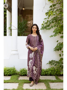 Nehamta - Womens Wine Shimmer Kurta, Pant And Dupatta (Set of 3)