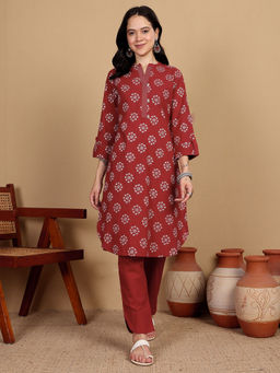 Varanga - Women Maroon Printed Kurta With Solid Pant (Set of 2)