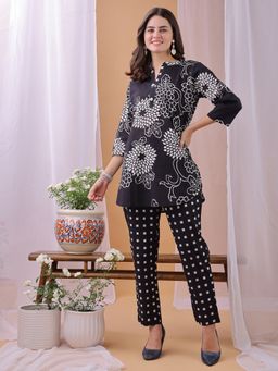 Shaily - Women's Floral Printed Pure Cambric Cotton Black Co-Ord Set