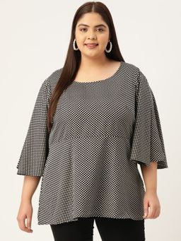 theRebelinme - Plus Size Women Black Geometric Printed Longline Top