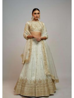 Gopi Vaid - Akanksha Malhotra In Golconda Naima White Lehenga with Blouse and Dupatta