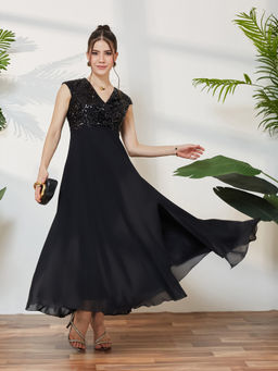 Miss Chase - Women Black Georgette Dress