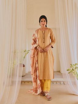 Karaj Jaipur - Mustard Straight Fit Cotton Kurta with Pants and Doria Dupatta (Set of 3)