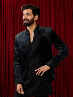 Vastramay - Black Velvet Sequin Stone Work Full Sleeve Jodhpuri Jacket