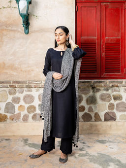 Empress Pitara - Black Solid Cotton Kurta And Palazzo With Printed Lurex Dupatta (Set of 3)