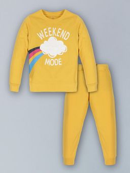 PLUM TREE - Girls Yellow Printed T-shirt and Jogger