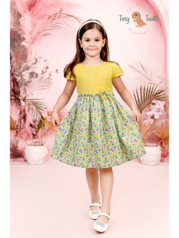 Tiny Twills - Girls Yellow Rayon Round Neck Printed Dress