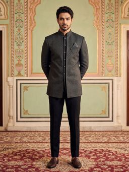 Jompers - Men Black Cotton Blend Textured Inner Kurta with Trousers and Jacket