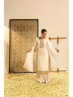 Sheetal Batra - Abbas Daisy Ivory Long Kurta with Skirt and Dupatta
