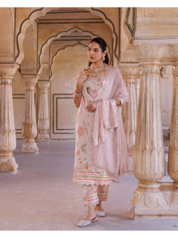 Bannhi by Priyanka Rathore - Women'S Pink Tissue Kurta with Pant and Dupatta