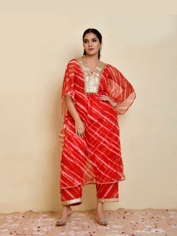 Bannhi by Priyanka Rathore - Women'S Red Georgette Kaftan with Pant and Dupatta