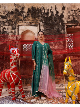 Bannhi by Priyanka Rathore - Women'S Dark Green Chanderi Kurta with Pant and Dupatta