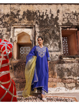 Bannhi by Priyanka Rathore - Women'S Blue Chanderi Kurta with Pant and Dupatta