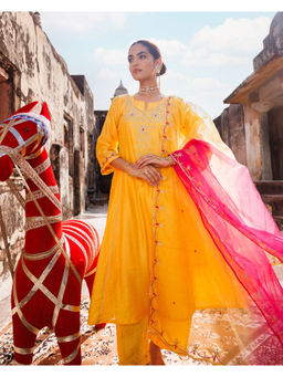 Bannhi by Priyanka Rathore - Women'S Bright Yellow Chanderi Anarkali Kurta with Pant and Dupatta