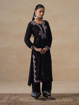 House of Chikankari - Women'S Black Rayon Full Sleeves Chikankari Kurta with Palazoo