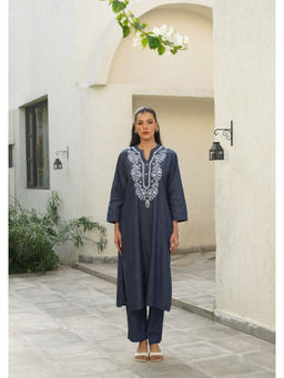 House of Chikankari - Women Blue Chambray Three Fourth Sleeves Chikankari Kurta with Pant