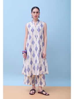 Mantra - Women White Cotton Abstract Kurta with Pant