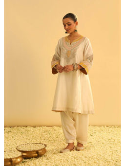 Sheetal Batra - Mehrish - Daisy Ivory Short Kalidaar Kurta with Salwar and Dupatta
