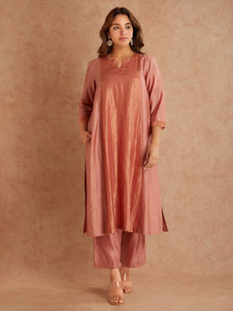 Priya Chaudhary - Women'S Dust Pink Kurta with Pant and Dupatta