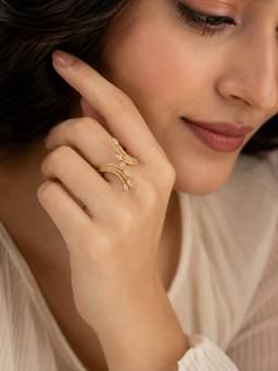 ABHUSHANAM - Women Gold-Toned Crystal Statement Ring (55859)
