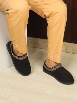 Carlton London - Women Black Room Slippers