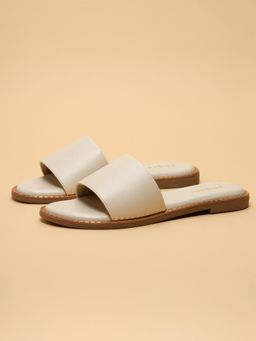 ERIDANI - Ella Off White Solid Flats