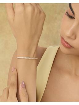 Indinoor - White Bijora Everyday Bracelet
