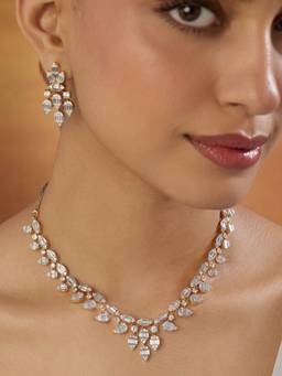 Indinoor - White Zircon Gold Short Jewellery Set