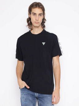 Guess - Black Solid Regular Fit T-Shirt