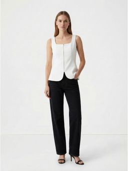 Cover Story - White Polyester Solid Top