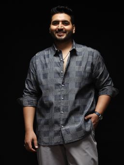 Instafab Plus - Men Moon Grey Buffalo-Jacquard Shirt