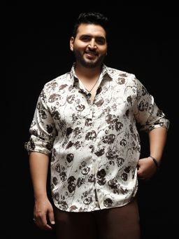 Instafab Plus - Men Cream White Faded-Flora Jacquard Shirt