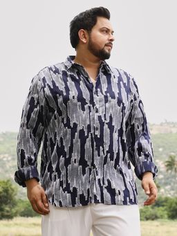 Instafab Plus - Men Navy Blue Contrast-Distressed Jacquard Shirt