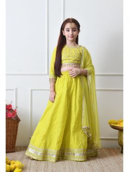 Indi-Loom Couture - Green Silk Blend Embellished Lehenga With Choli & Dupatta