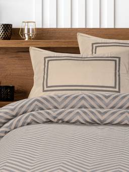 Saral Home - Grey Chevron Queen Cotton Bedsheet Set