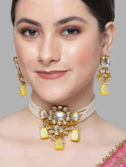 Karatcart - Yellow Tumble and Pearl Studded Polki Kundan Choker Necklace Set for Women