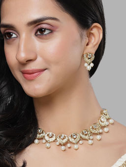 Karatcart - Gold Plated Heart Shape Kundan and Pearl Studded Necklace Set for Women
