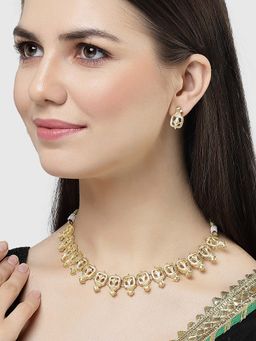 Karatcart - Gold Plated Traditional Lightweight Kundan Necklace for Women