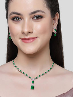 Karatcart - Silver Tone Square Green Cubic Zirconia Necklace Set for Women