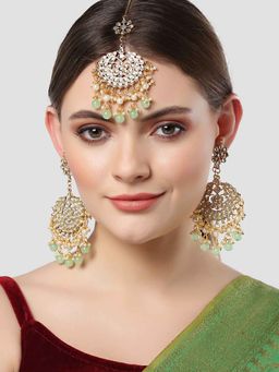 Karatcart - Gold Plated Light Green Beads and Pearl Studded Kundan Chandbali Earrings & Maangtikka