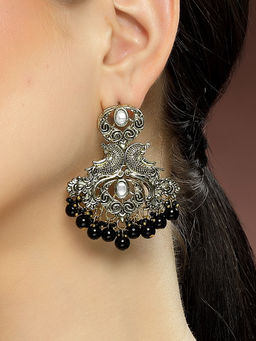 Karatcart - Antique Gold Plated Black Beads Peacock Design Kundan Dangler Earrings for Women