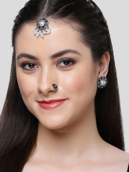 Karatcart - Oxidised Silver Black Stone and Pearl Studded Earrings with Maangtikka & Nose Pin