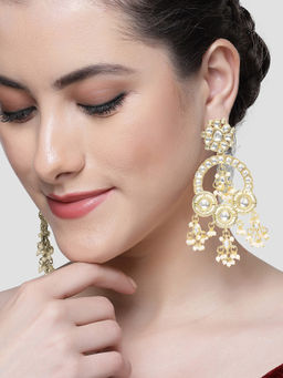 Karatcart - Gold Plated Pearl and Kundan Studded Dangler Earrings for Women